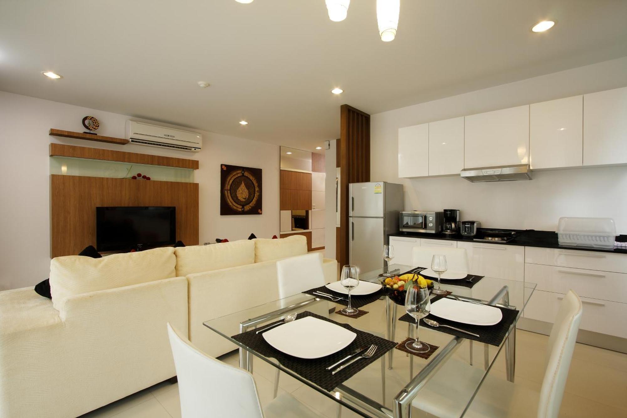 The Park Surin Serviced Apartments By Resava Exterior photo